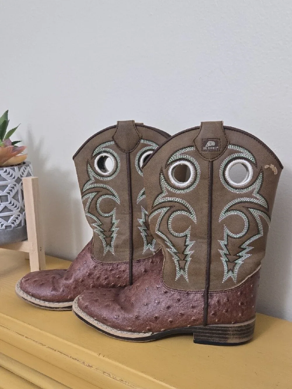 Youth Cowboy Boots, Size 13. Preowned.